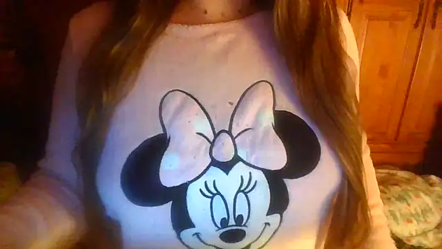 Sexymiss26 online show from March 2025 06:22:01 PM