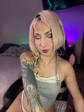 Cinamoonn online show from June 2026 09:14:02 PM