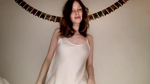 Nikki Mimimi online show from December 2024 01:09:01 PM