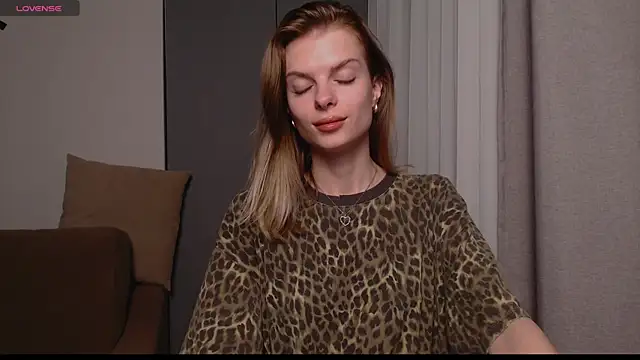 ly lydia online show from February 2025 04:35:02 AM