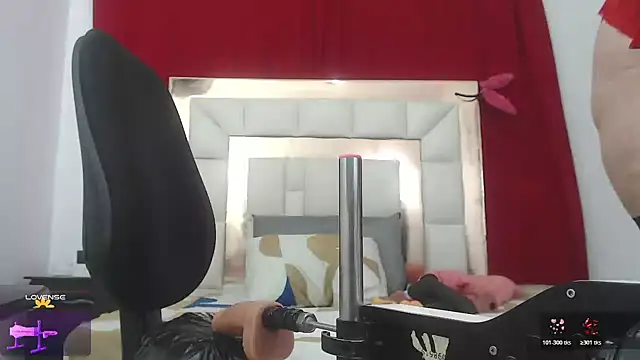 candyrojas online show from February 2026 07:59:02 AM