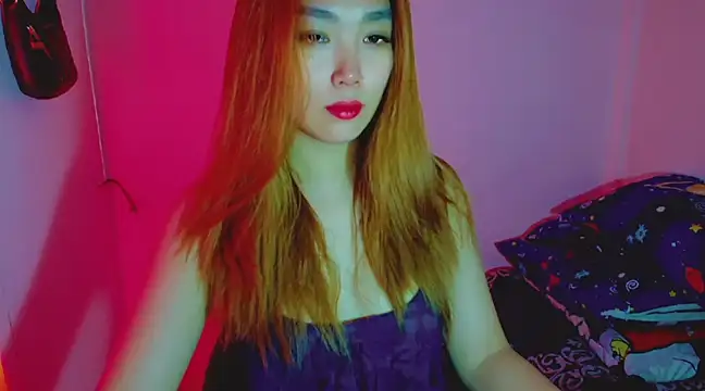 TR4NSCUTI3 online show from December 2024 01:51:02 AM