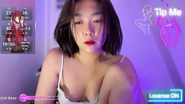 Snapshot of TR4NSCUTI3 chatting on May 2026 08:13:02 PM TR4NSCUTI3 online show from May 2026 08:13:02 PM