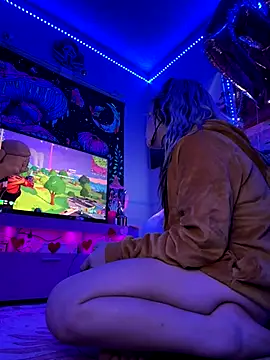 Snapshot of Cutiepiespanks chatting on November 2025 07:50:01 AM Cutiepiespanks online show from November 2025 07:50:01 AM