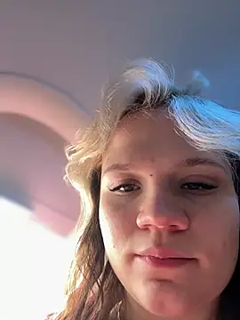 Snapshot of Cutiepiespanks chatting on May 2026 08:06:02 PM Cutiepiespanks online show from May 2026 08:06:02 PM