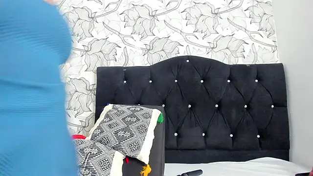 Keira Lennox online show from January 2026 11:57:02 AM