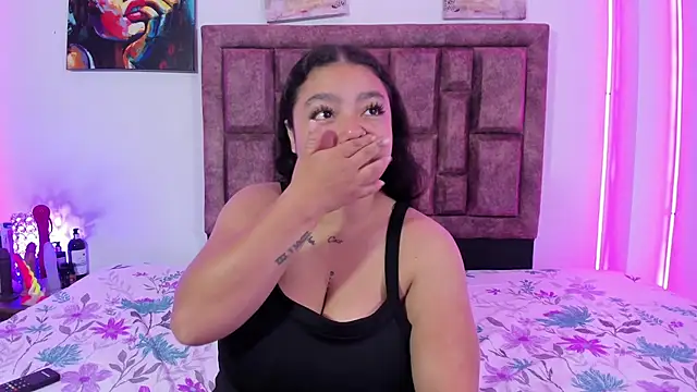 NaughtyAnaa online show from October 2025 04:04:02 PM