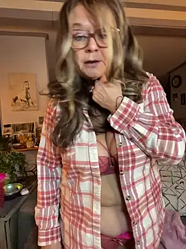 cowgirlc online show from February 2026 03:44:02 AM