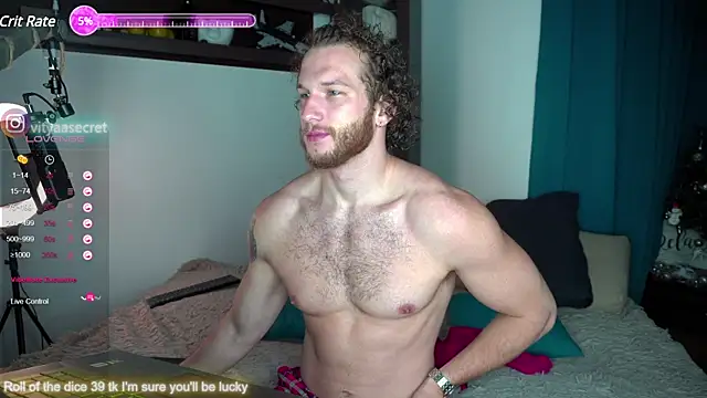 Snapshot of VIktorSecret chatting on January 2025 03:20:01 AM VIktorSecret online show from January 2025 03:20:01 AM