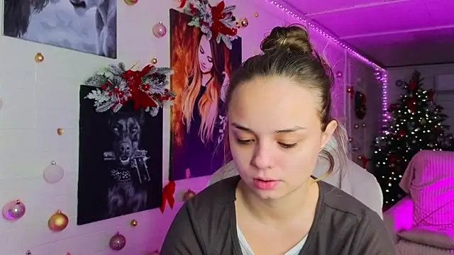 Misss Vikk online show from December 2025 06:41:02 AM