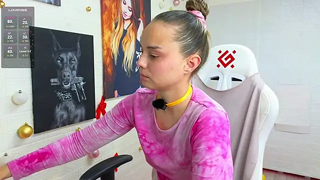 Misss Vikk online show from February 2026 12:21:01 PM