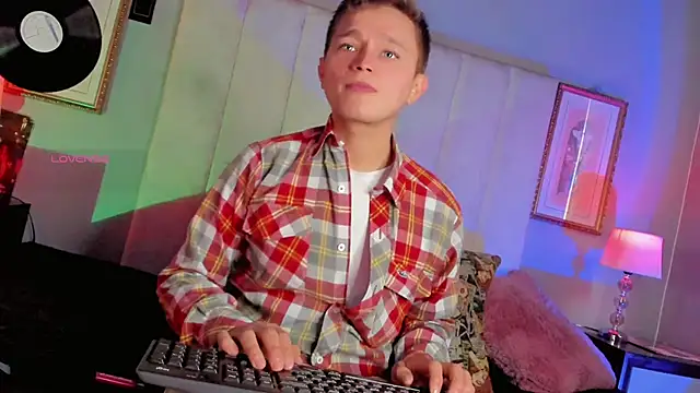 Tim wolf online show from October 2025 04:17:01 PM