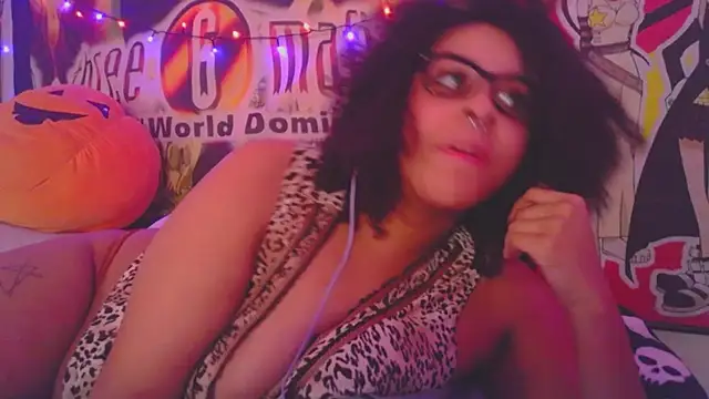 N1NT3NDH03 online show from December 2024 07:35:01 AM