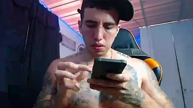 Adam Hudsond online show from November 2025 01:56:02 PM