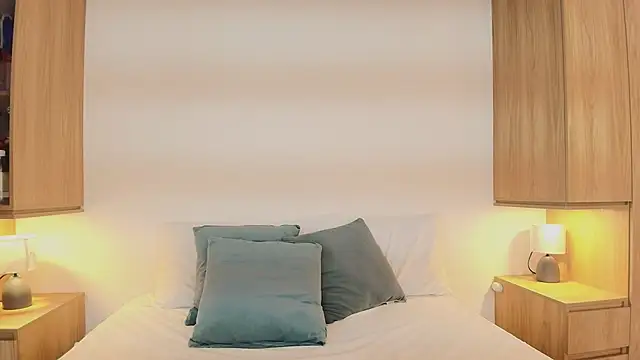 Isabella Harley online show from September 2025 01:55:01 PM