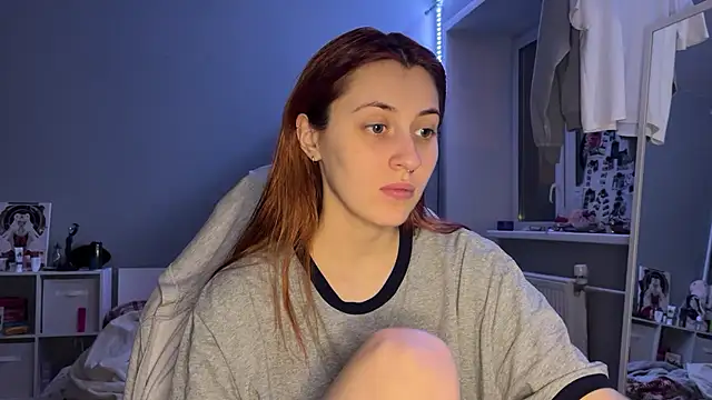 Uniarten online show from March 2025 05:45:01 PM