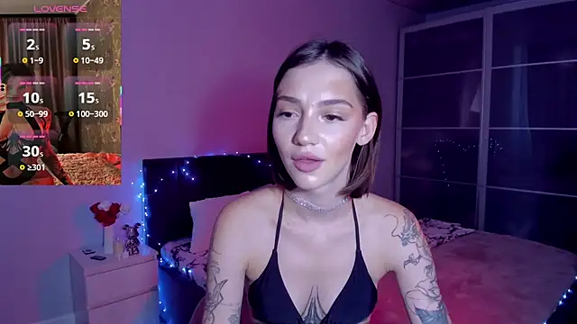 Snapshot of SophieCatty chatting on July 2026 11:34:01 AM SophieCatty online show from July 2026 11:34:01 AM