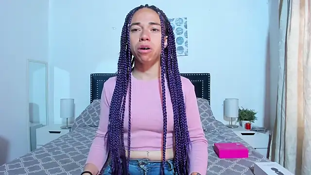 ZulyMichels online show from April 2026 12:30:02 PM