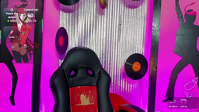 nickyminach  online show from April 2026 07:36:01 PM