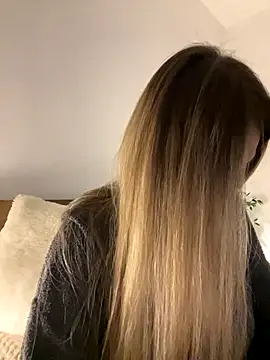 Eva Ryen online show from October 2025 04:49:01 PM