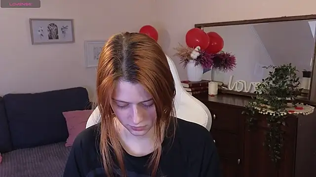 doll lesli online show from February 2025 02:35:02 PM