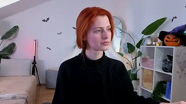 doll lesli online show from November 2025 09:33:01 AM