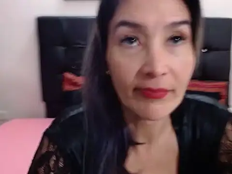 Snapshot of Violette_Adams chatting on June 2026 01:44:01 PM Violette Adams online show from June 2026 01:44:01 PM