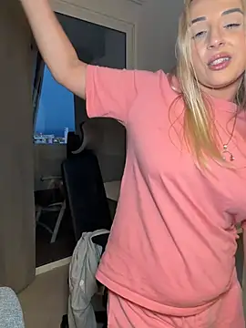 Strongqueen online show from May 2026 05:57:02 AM