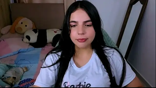  elenna online show from October 2025 06:52:02 PM