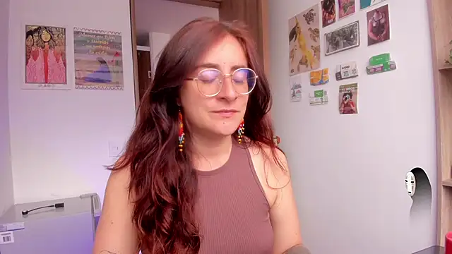 Snapshot of linda_giggle chatting on June 2026 02:41:01 PM linda giggle online show from June 2026 02:41:01 PM