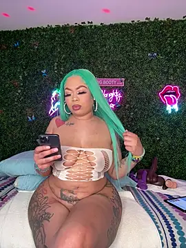 ThickAssRena online show from February 2026 01:51:01 PM