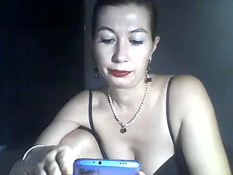 Snapshot of Olesja chatting on November 2025 07:35:02 PM Olesja online show from November 2025 07:35:02 PM