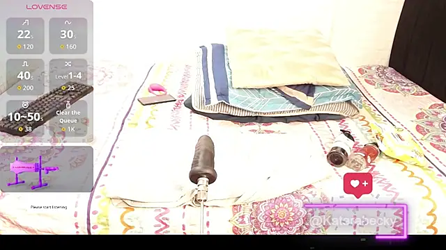 Snapshot of Kattara_Becky_ chatting on October 2025 04:15:01 AM Kattara Becky online show from October 2025 04:15:01 AM