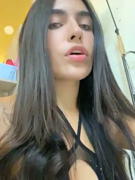 DaphneUwu online show from September 2025 01:10:01 AM