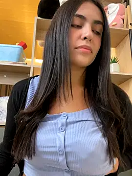 DaphneUwu online show from October 2025 12:44:02 AM