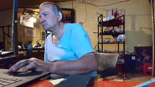 Snapshot of jeanlulu chatting on July 2026 07:49:01 PM jeanlulu online show from July 2026 07:49:01 PM