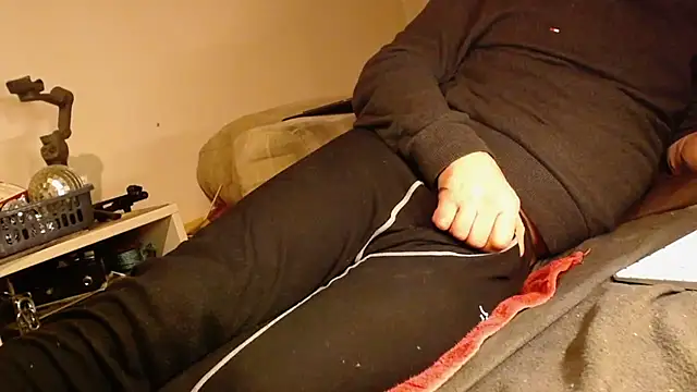 mike30nbg online show from January 2025 08:50:01 PM