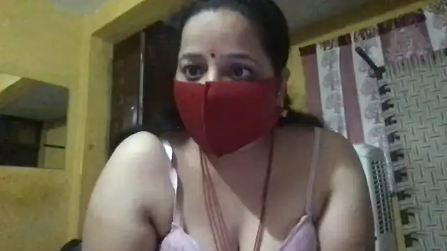 Snapshot of Riyasingh9 chatting on March 2025 04:04:02 PM Riyasingh9 online show from March 2025 04:04:02 PM