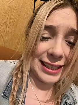 CherryAuroraa online show from January 2025 01:06:02 AM