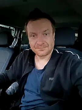 82liska online show from April 2026 05:22:02 PM