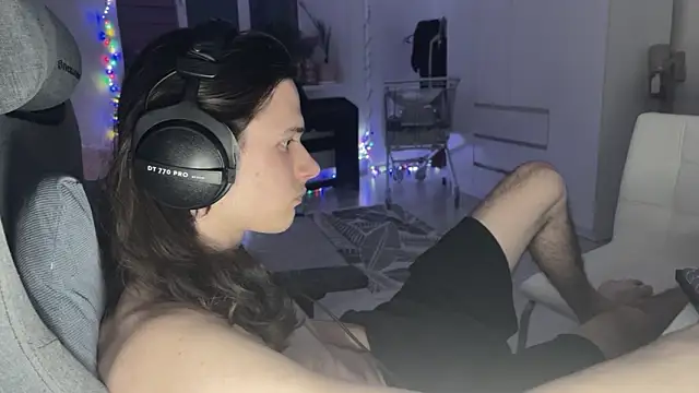 CandyChell online show from February 2026 08:21:01 PM