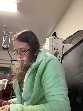 Snapshot of Dakota_02 chatting on February 2025 02:12:01 PM Dakota 02 online show from February 2025 02:12:01 PM