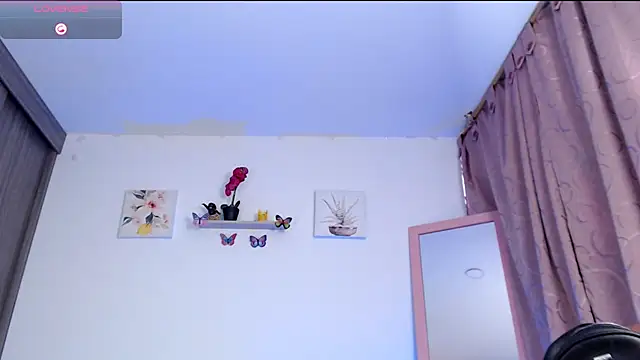 Annaross2 online show from February 2025 05:09:01 PM