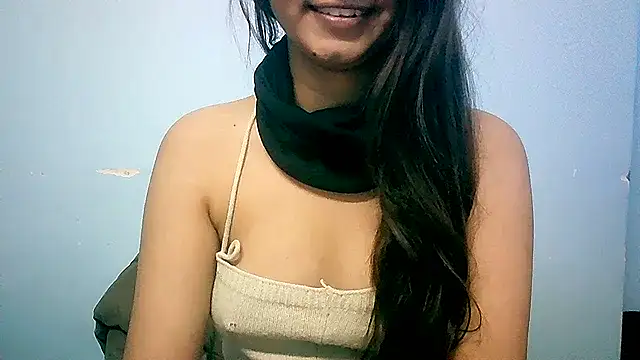 Snapshot of lovelydesi21 chatting on December 2024 08:51:01 AM lovelydesi21 online show from December 2024 08:51:01 AM