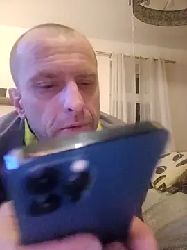 Snapshot of Roman0798 chatting on February 2025 09:39:02 PM Roman0798 online show from February 2025 09:39:02 PM