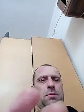 Snapshot of Roman0798 chatting on February 2025 11:06:02 AM Roman0798 online show from February 2025 11:06:02 AM