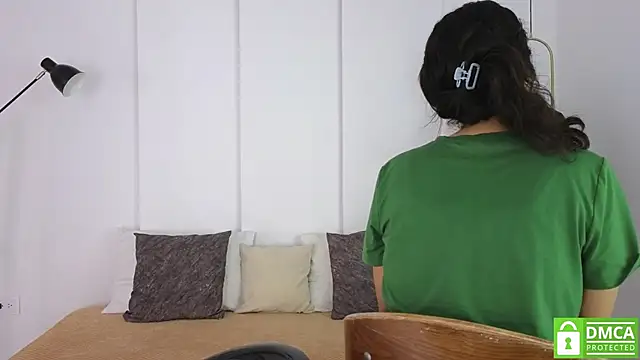 sexychanell 18 online show from October 2025 01:14:01 PM