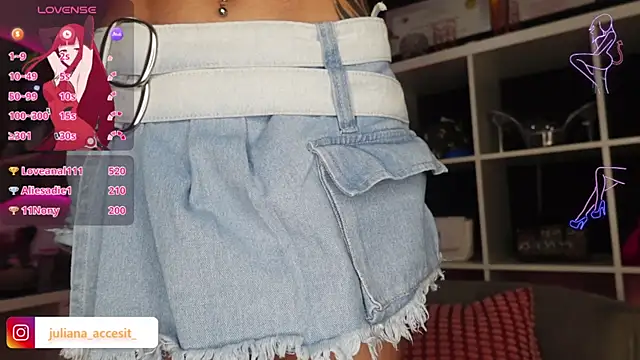 Snapshot of caroline_cossei chatting on January 2025 05:27:01 AM caroline cossei online show from January 2025 05:27:01 AM