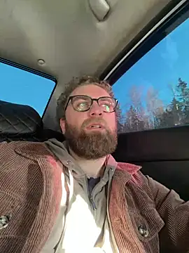 Snapshot of Bear_bear_ chatting on May 2026 02:44:02 PM Bear bear online show from May 2026 02:44:02 PM