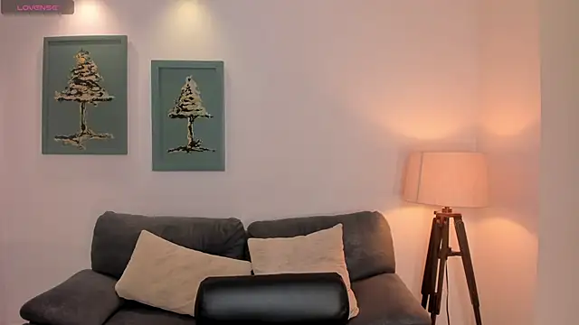 JuanitaClay online show from December 2024 12:04:01 PM